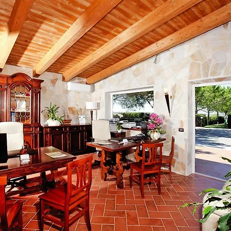 Country Estate Maremmana Ito031001 Sya